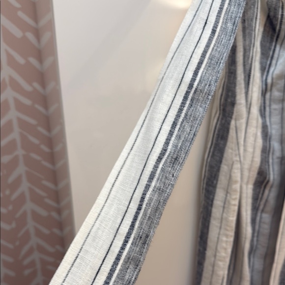 Reformation Striped linen Maxi Dress with Spaghetti Straps - Picture 4 of 4